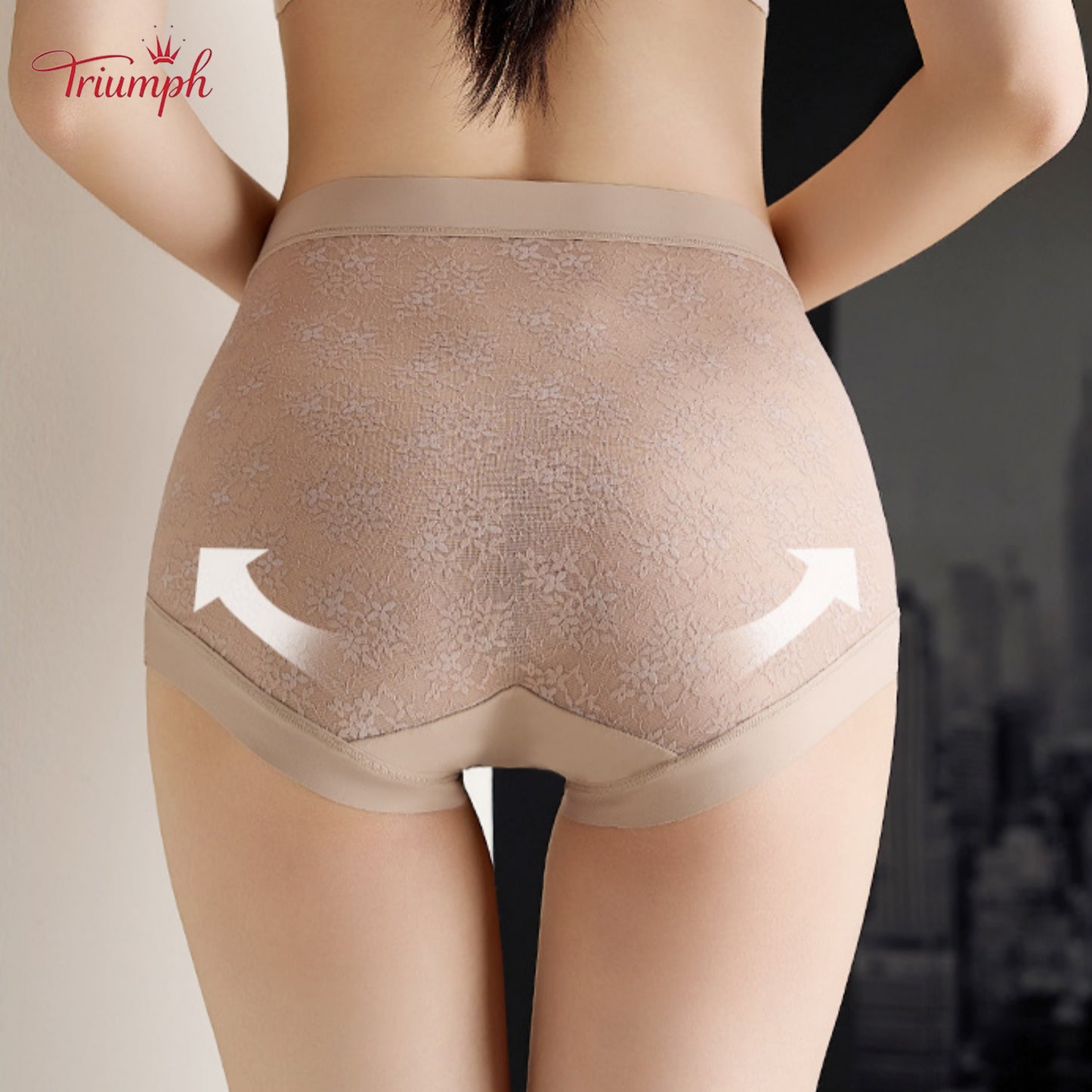 Triumph - Darmowa wysyłka. Zestaw 4 Sztuk. Wysokiej Jakości Koronkowe Majtki z Wysokim Stanem