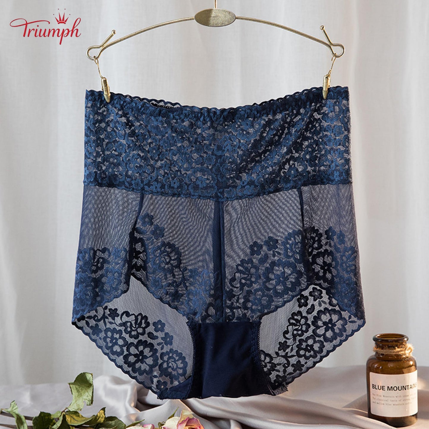 Triumph - 4-Pak Seksownych Koronkowych Majtek, Popularna Koronka, Wysoka Jakość, Darmowa wysyłka, Odpowiednie Dla Osób o Wadze 40–120 kg