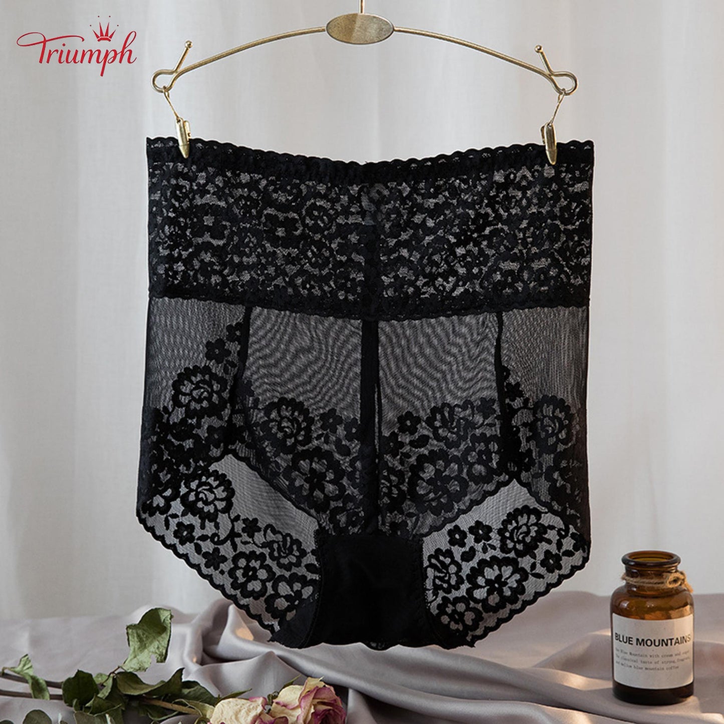 Triumph - 4-Pak Seksownych Koronkowych Majtek, Popularna Koronka, Wysoka Jakość, Darmowa wysyłka, Odpowiednie Dla Osób o Wadze 40–120 kg