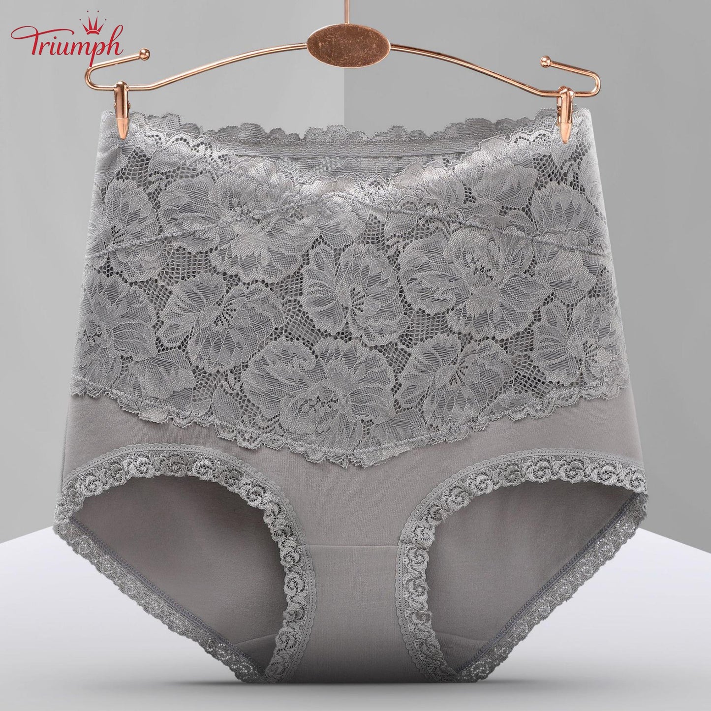 Triumph - Darmowa Wysyłka . Zestaw 4. Wysokiej Jakości Koronkowe Majtki z Wysokim Stanem . Wygodne i Miękkie